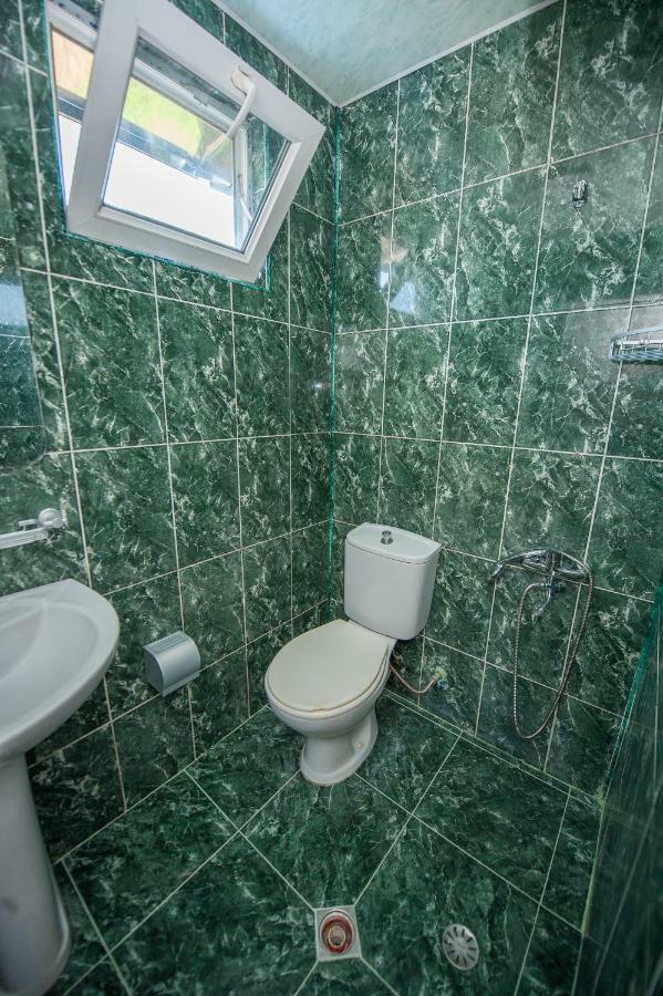 Hotel Cosmos Батумі Екстер'єр фото